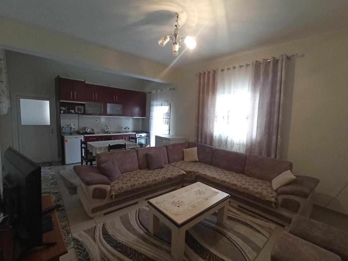 クサミルApartament Gerdaniアパートメント エクステリア 写真
